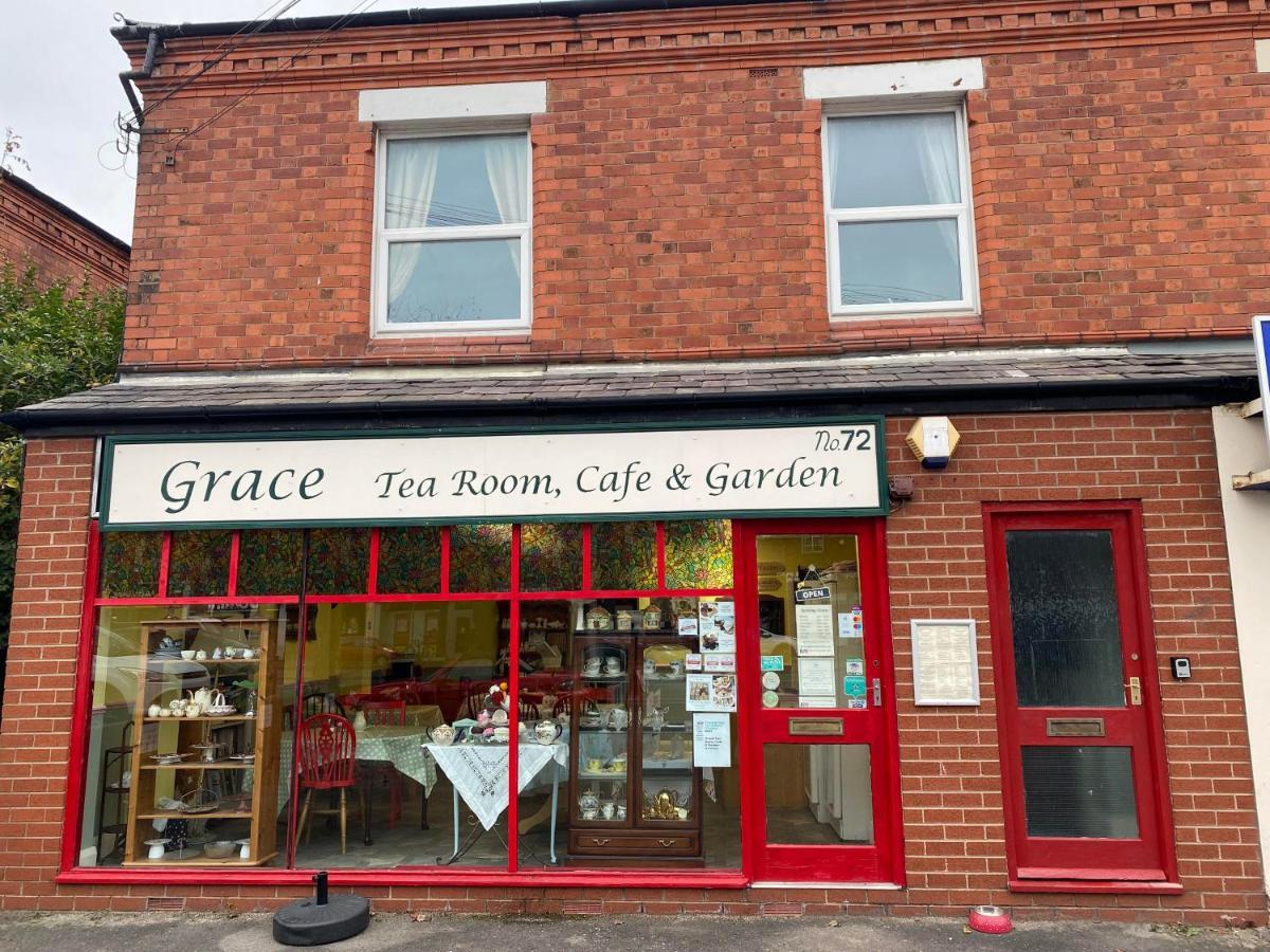 Grace Stays Ellesmere Port Exteriör bild